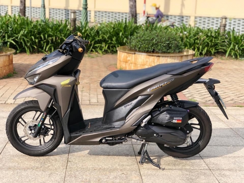 Giá xe Honda Vario 160 mới nhất tháng 12/2024 tại đại lý