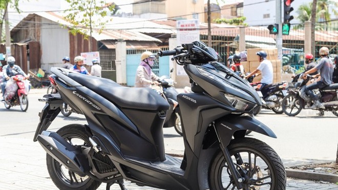 Giá xe Honda Vario 160 mới nhất tháng 12/2024 tại đại lý