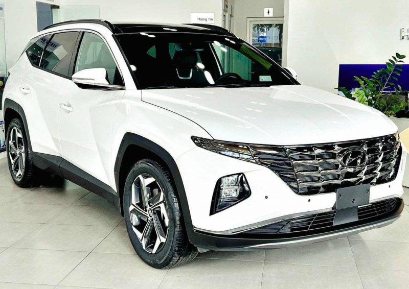 Hyundai Tucson 2024: Giá lăn bánh, Thông tin Xe & Ưu đãi tháng 12/2024